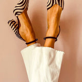 Zebrina™ | Sandalias con tacón medio y patrón de cebra