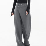Pantalón ancho asimétrico