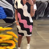 Karina | Vestido con estampado de olas y escote en V