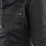 Chaqueta de cuero con capucha