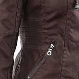 Chaqueta de cuero con capucha