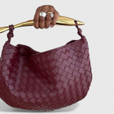 Gerda | Bolso Woven con Asa Dorada