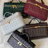 Milla | Bolso Mini Woven con Accesorios Dorados