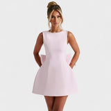 Carrie – Vestido Mini con Lazo de Perlas