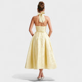Effie – Vestido Midi Texturizado con Escote Halter