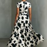 Vestido Maxi de Manga Corta con Estampado Abstracto
