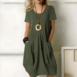 Marzenna | vestido elegante que acentúa la cintura, ofreciendo un estilo relajado